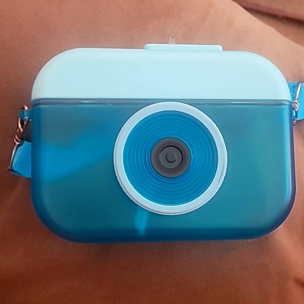 Camera drink cup